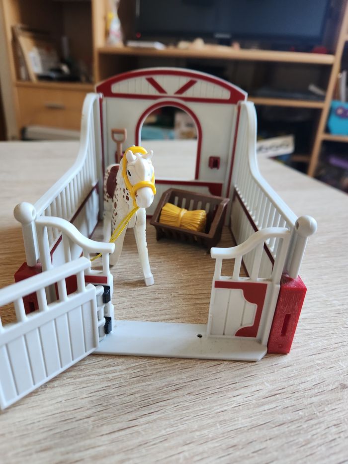 Playmobil 5107 – Box à cheval 🐴 Complet – Bon état - photo numéro 2