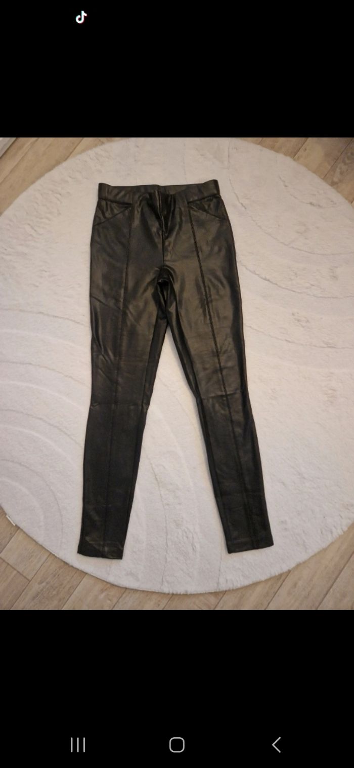 Pantalon simili only