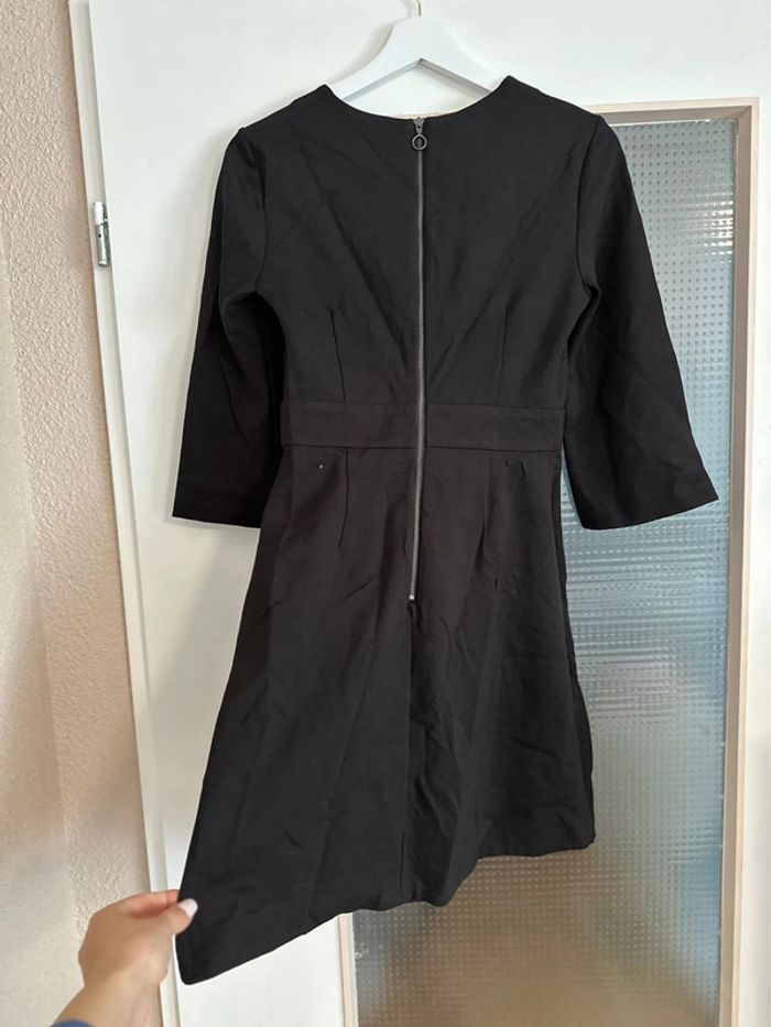Robe noir - photo numéro 2