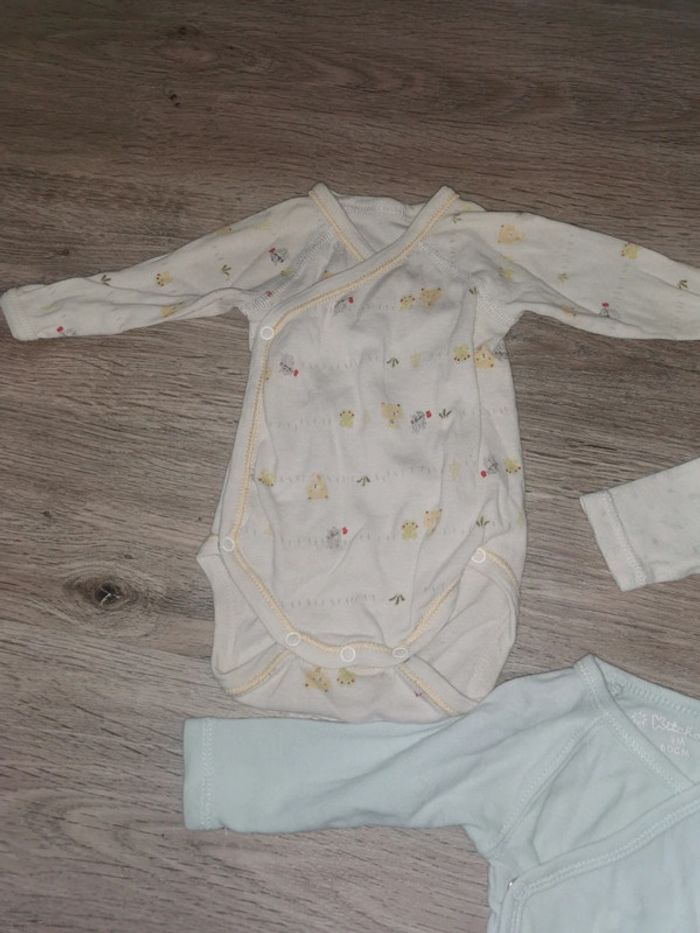 Lot de 3 bodys 1 mois - photo numéro 2