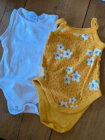 Bodies été chaud C&A fille 6mois fleurs