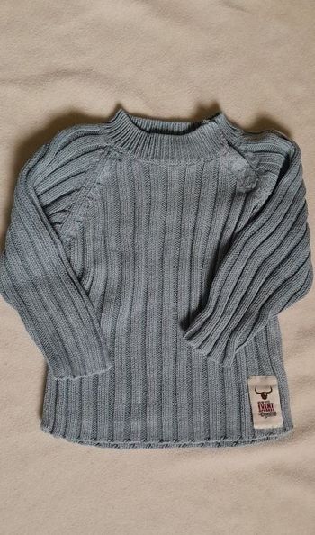 Pull bleu 12-18 mois