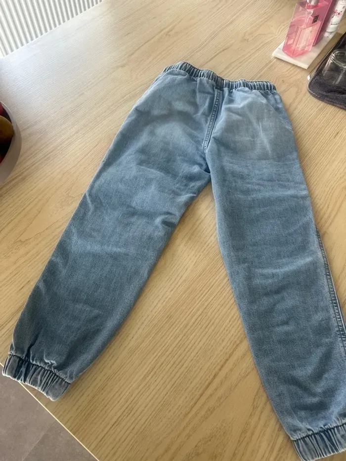 Jean bleu clair H&M – Taille 7/8 ans - photo numéro 7