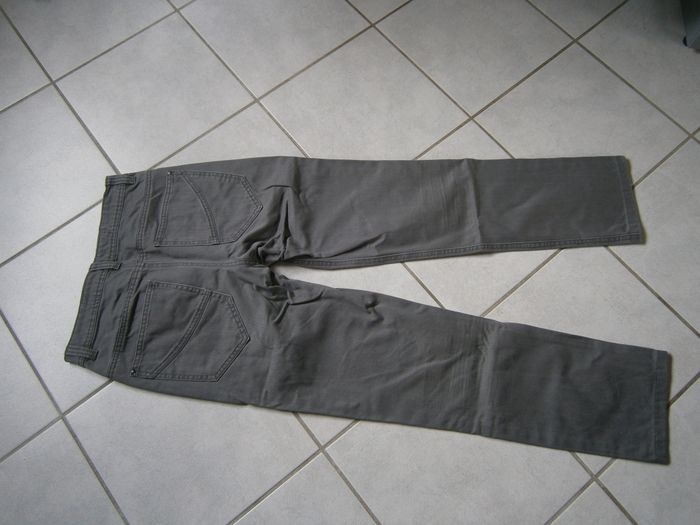 Jeans gris KIABI Taille 36 - photo numéro 7