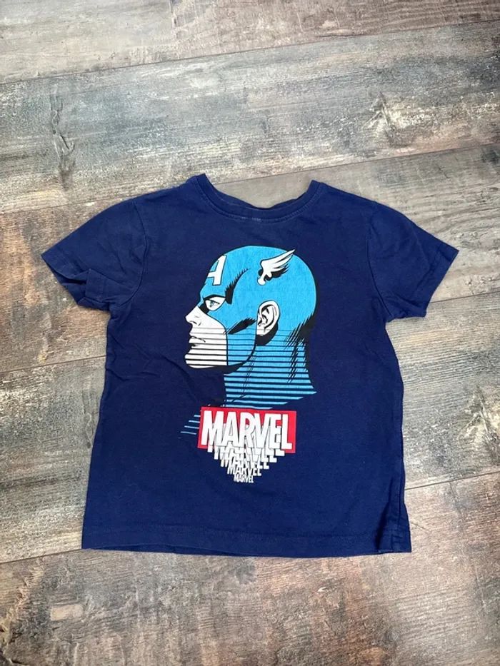 Tee shirt Marvel 4-5 ans