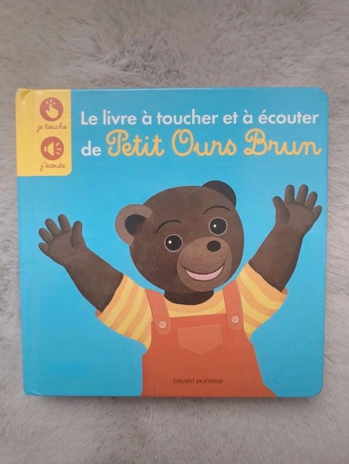 Le livre à toucher et à écouter de Petit Ours Brun