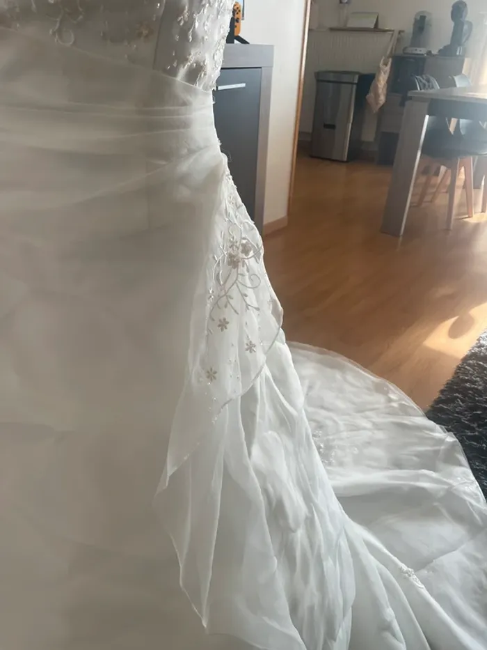 Robe mariée - photo numéro 4