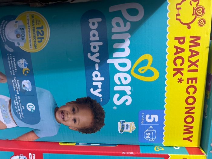 Couche Pampers taille 5 - photo numéro 1