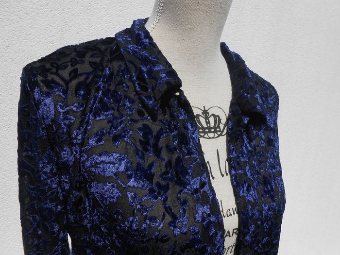 Chemise vintage transparente imprimé de fleurs en velours - photo numéro 4