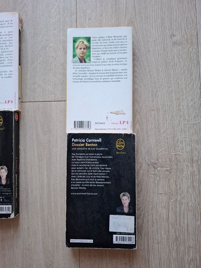 Lot de 14 thrillers de Patricia Cornwell en bon état - photo numéro 5