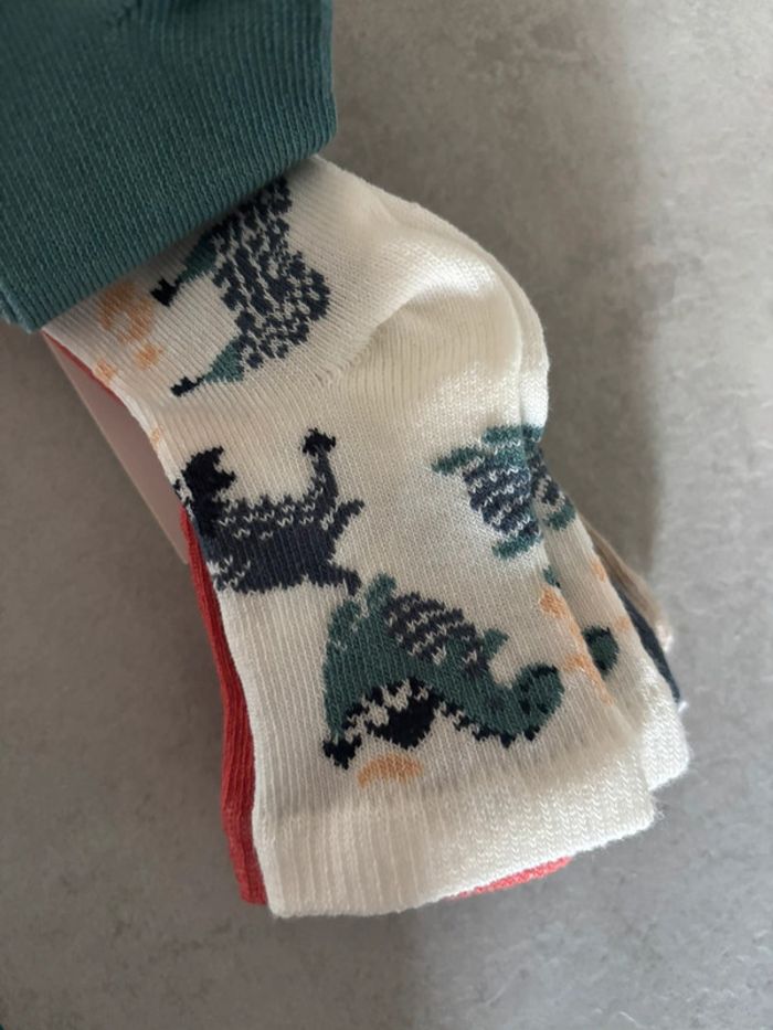 Lot chaussettes - photo numéro 2