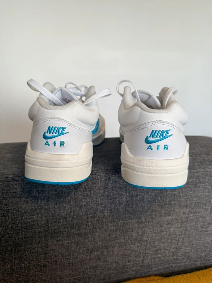 Jordan Stadium 90 - photo numéro 3