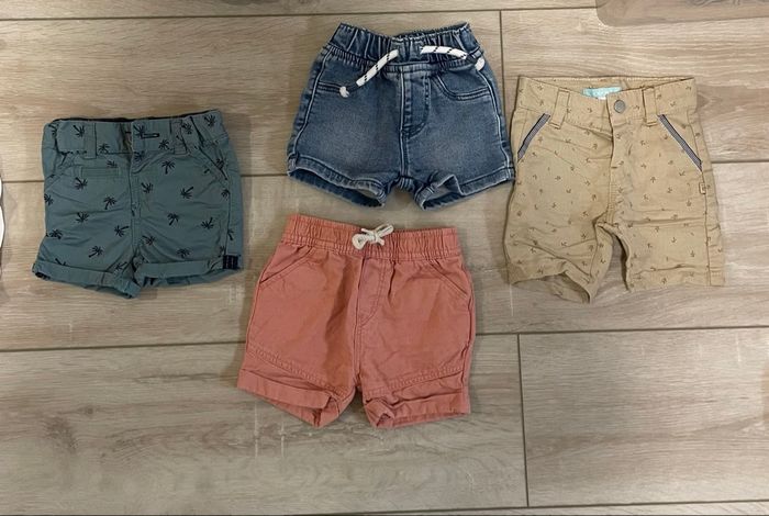 Lot short bébé 3mois