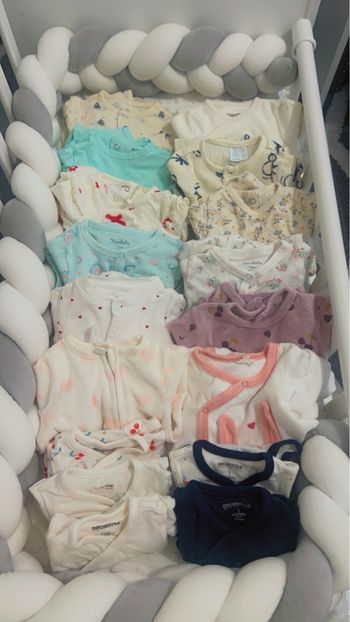 Lot vêtements bébé 1 mois