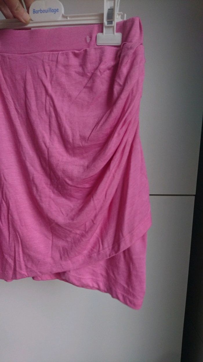 Jupe neuve - photo numéro 3