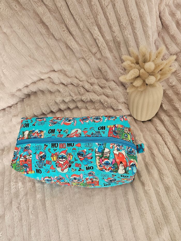 Trousse de toilette / maquillage stitch Bleu - photo numéro 2
