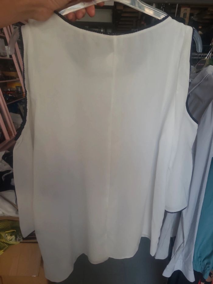 Blouse epaules nues - photo numéro 5
