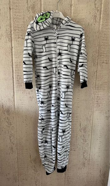 Combinaison pyjama 6/8 àns