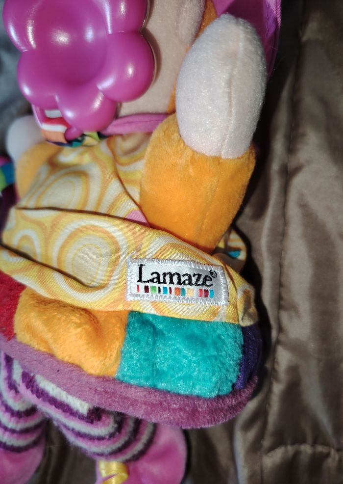 Poupée Lamaze Peluche Emilie mon amie - photo numéro 2