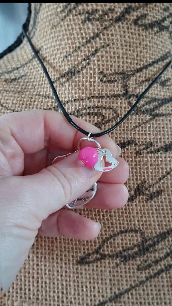 Collier  multi  pendentifs  argenté rose  rouge noir - photo numéro 5