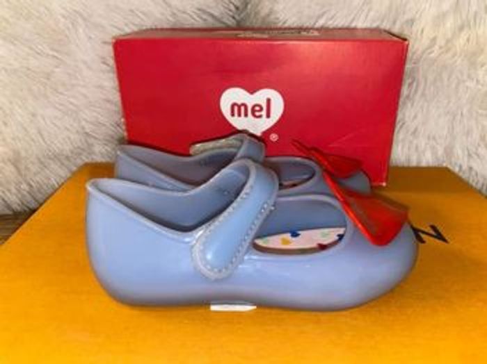 Ballerines Mélissa  24  Magnifiques et très originales  Vendues dans leur boite  Parfait état - photo numéro 6