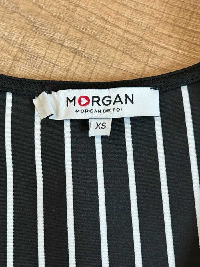 Haut rayé noir et blanc sans manches Morgan taille XS jamais porté - photo numéro 14