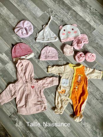 Lot vêtements fille taille naissance