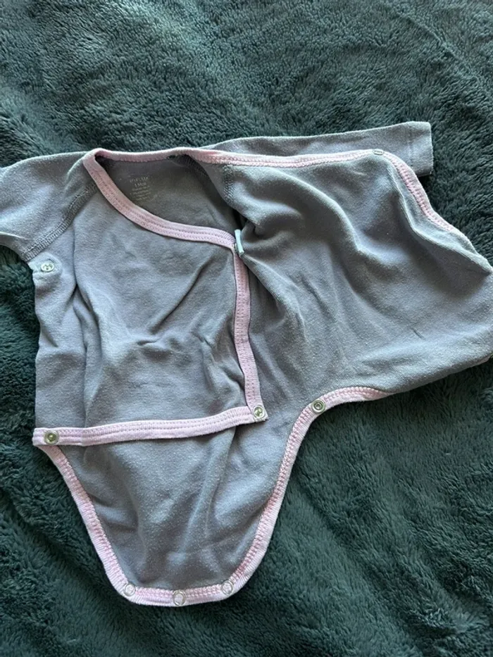 Body fille taille 1 mois - photo numéro 2