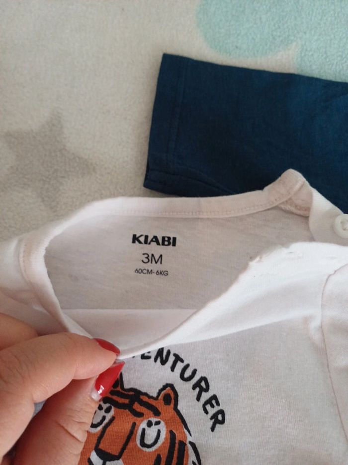 Lot 2 T-shirt 3 mois Kiabi - photo numéro 2