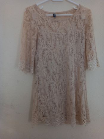 Robe femmes crème  Taille  : 34