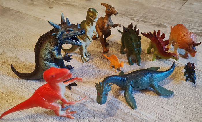 lot de figurines - photo numéro 2