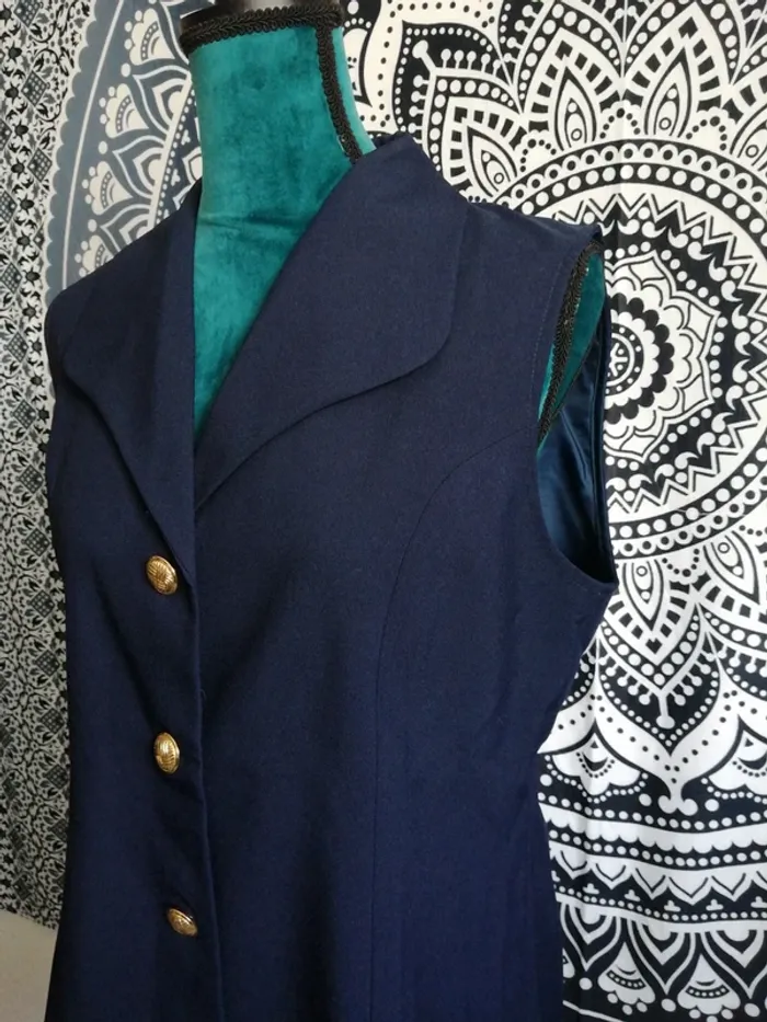 Veste sans manches vintage marine style blazer avec boutons dorés / sans marque / (44) - photo numéro 4