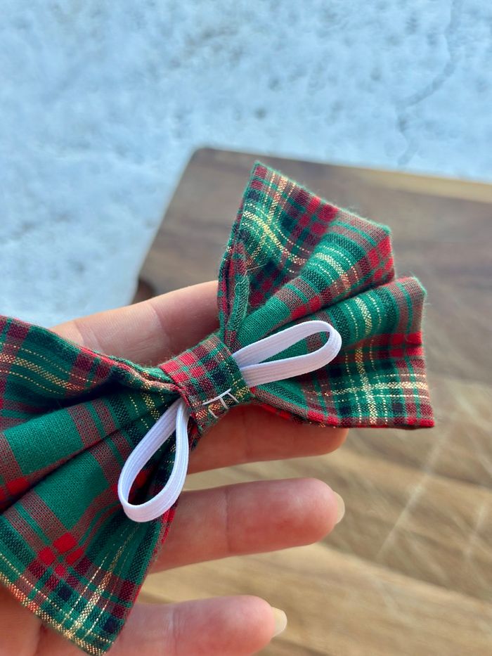 Chouchou et nœud papillon, assortis motif tartan Noël, vert rouge et dorée, création française cousu à la main - photo numéro 5