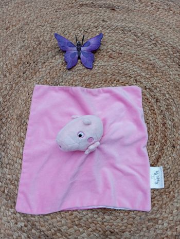 Doudou cochon neuf