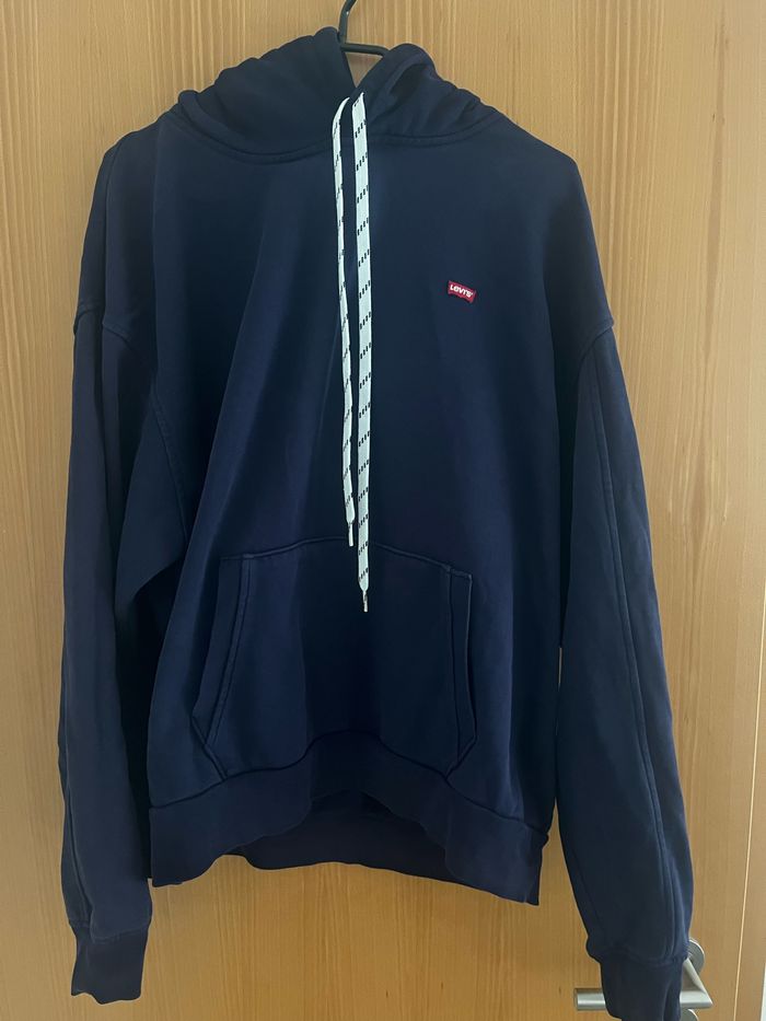 Sweat levi’s
