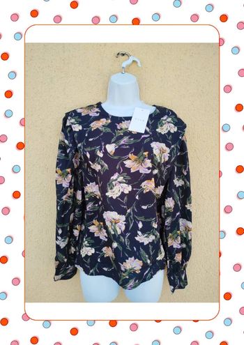 Top a fleurs neuf