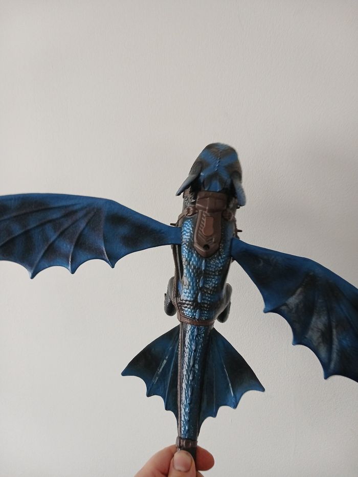 Figurine Krokmou (Toothless) - Deluxe Dragon "Hidden World" - photo numéro 3