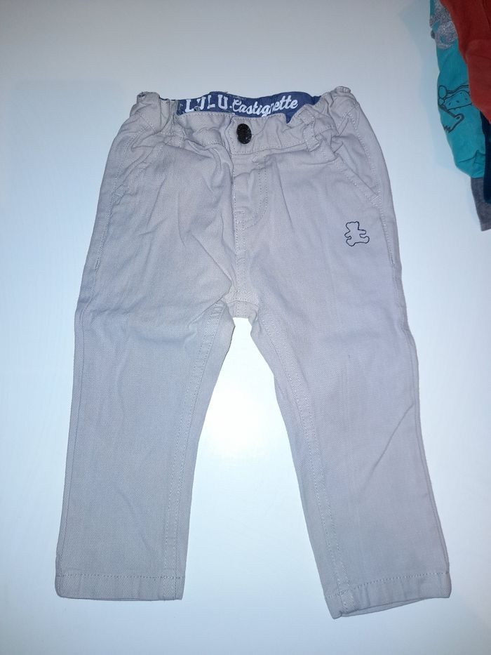 Lot 10 jeans garçon 18mois