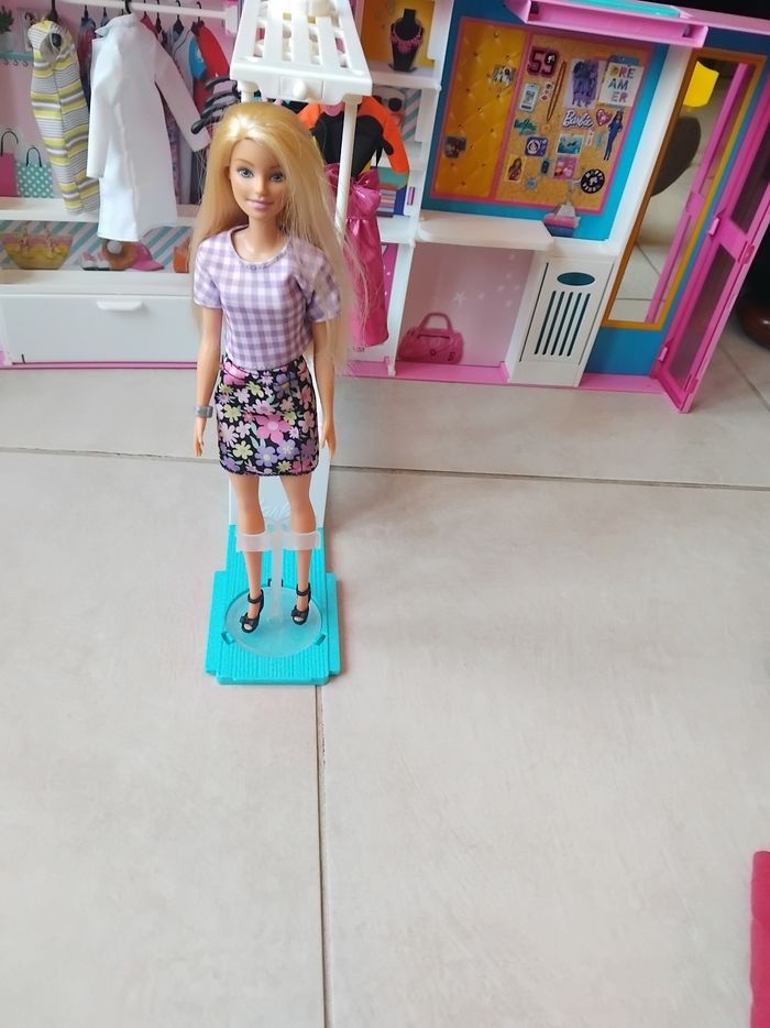 Dressing Barbie Dream closet - photo numéro 3