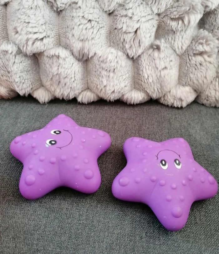 Lot de jouets de bain et 1 livre plastifié - photo numéro 7