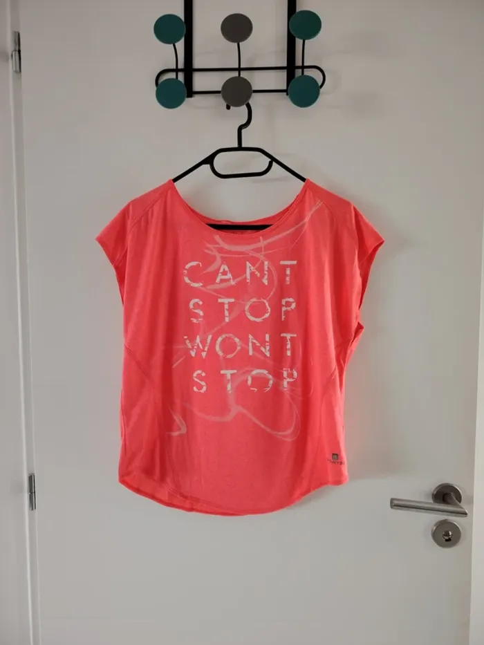 t-shirt de sport taille 38 - photo numéro 3