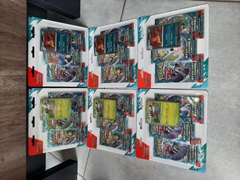 Carte Pokémon Tripack Pokémon EV9 – Aventures Ensemble écarlate et violet Scellé – FR