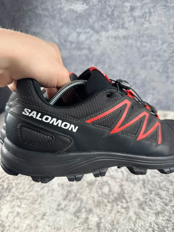 Salomon Wattara Trail Shoes - Black & Red - photo numéro 16