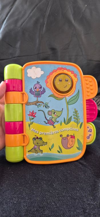Livre musical VTech "Mes premières comptines" - 5€