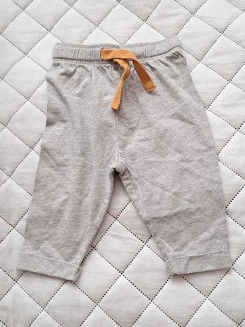 Pantalon fin gris 62cm