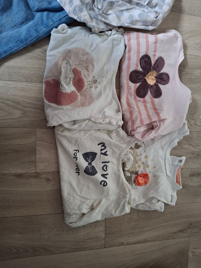 Lots de vetement fille 18 mois - photo numéro 7
