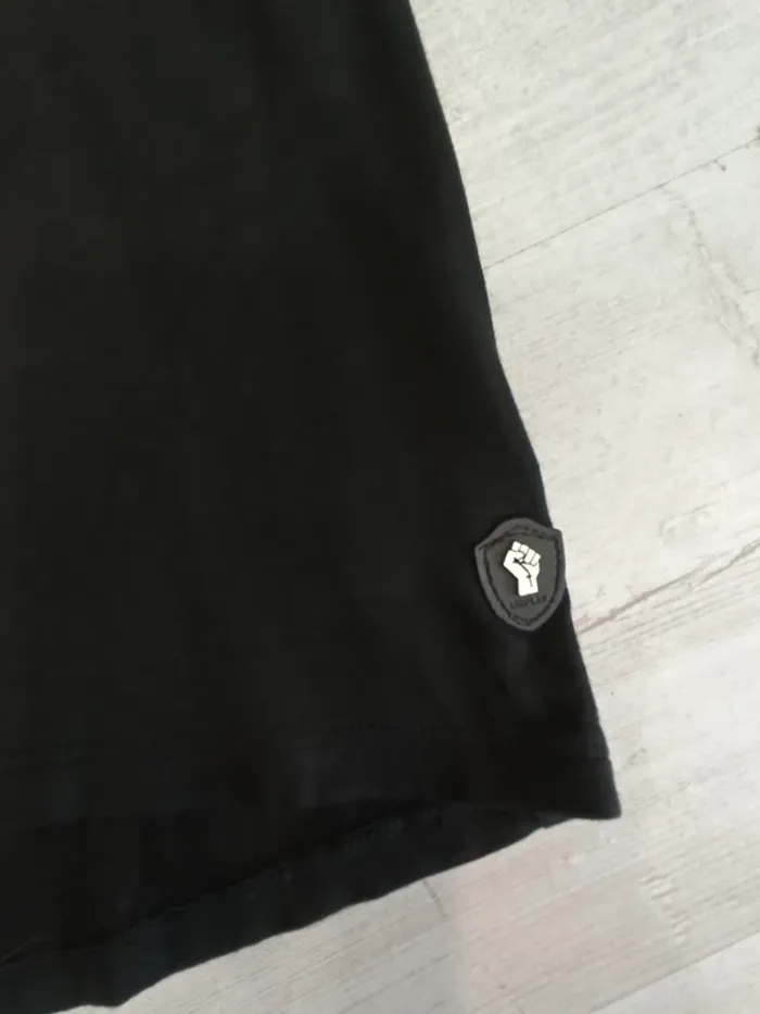 Tee shirt noir uni assez épais fluide xl - photo numéro 2