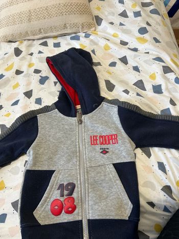Veste à capuche