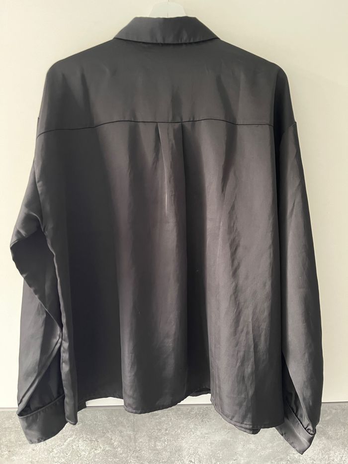 Chemise en satin noir Pimkie - photo numéro 5