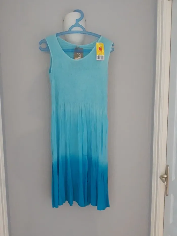 Robe 40 - photo numéro 2